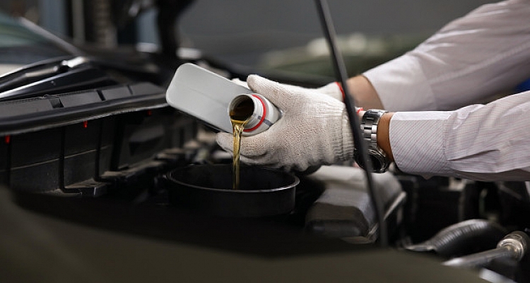 Motor yağı neden düzenli olarak değişmeli ?